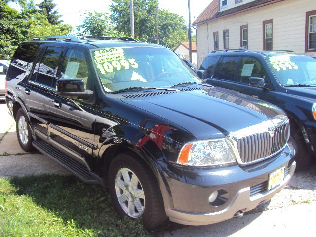 Lincoln Navigator 2003 photo 3