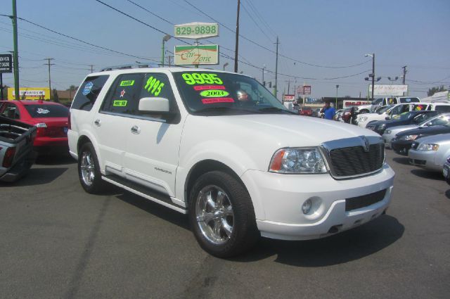 Lincoln Navigator 2003 photo 4