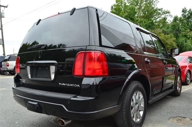 Lincoln Navigator R25 SUV