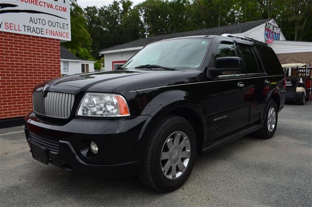 Lincoln Navigator 2004 photo 1