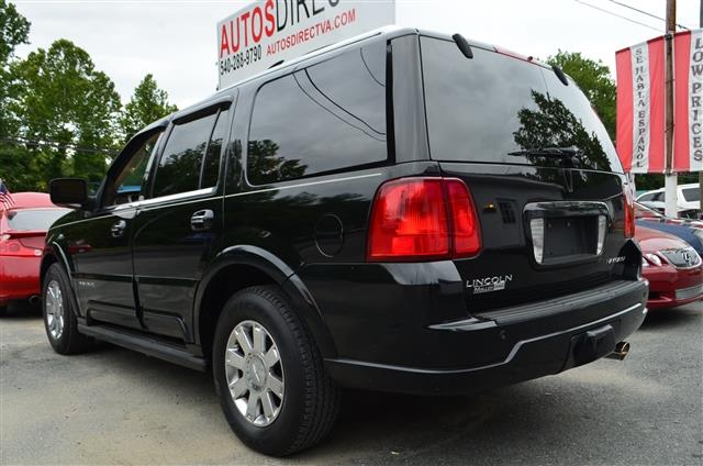 Lincoln Navigator 2004 photo 4