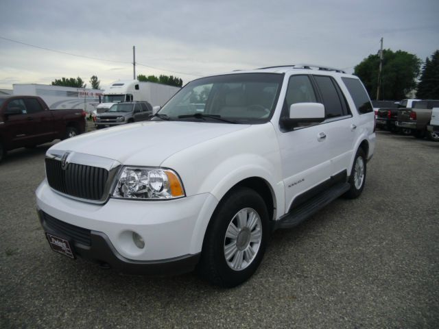 Lincoln Navigator 2004 photo 1