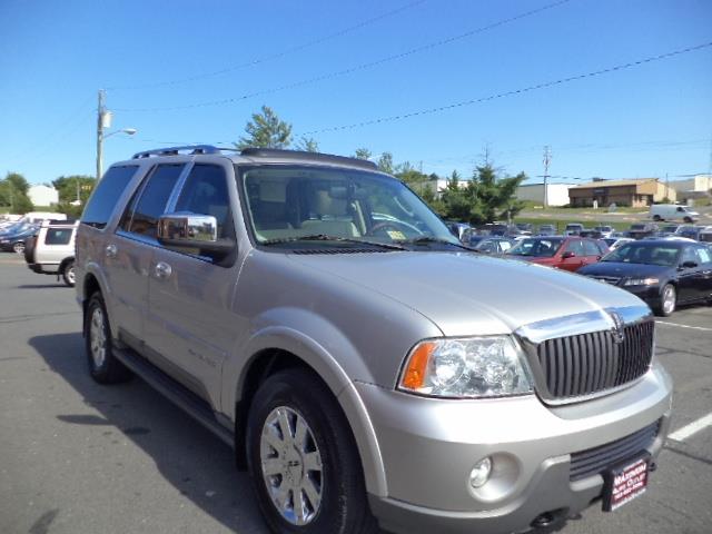 Lincoln Navigator 2004 photo 3