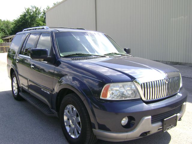 Lincoln Navigator 2004 photo 7