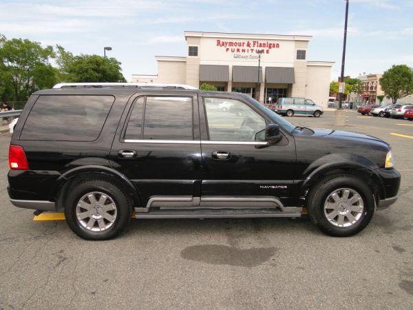 Lincoln Navigator GLS PZEV Sport Utility