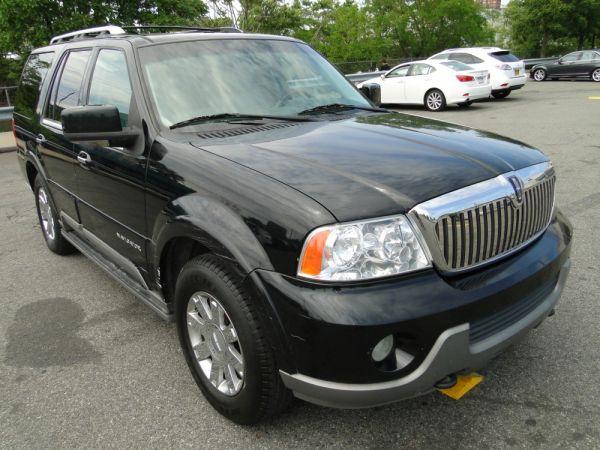 Lincoln Navigator 2004 photo 4