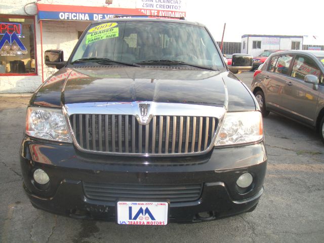 Lincoln Navigator 2004 photo 3