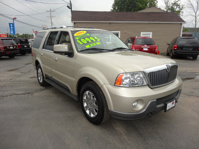 Lincoln Navigator 2004 photo 4