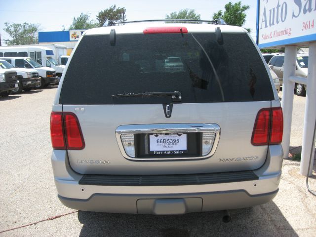 Lincoln Navigator 2004 photo 6