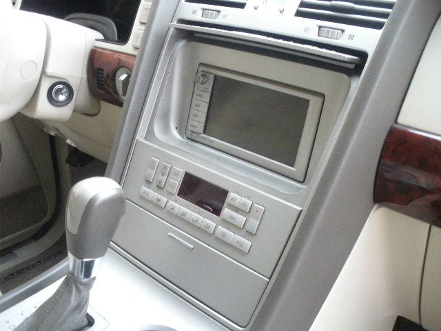 Lincoln Navigator 2004 photo 21