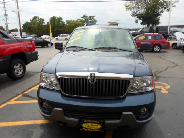 Lincoln Navigator 2004 photo 1