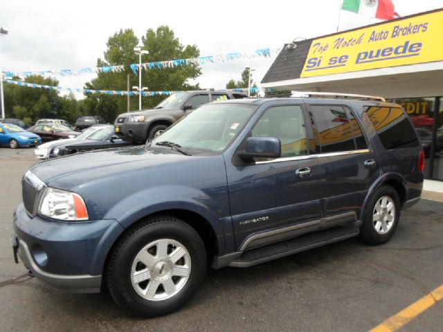 Lincoln Navigator 2004 photo 4