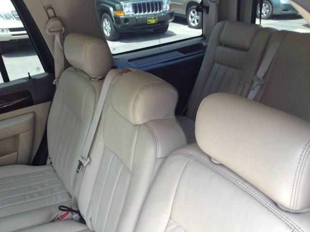 Lincoln Navigator 2004 photo 11