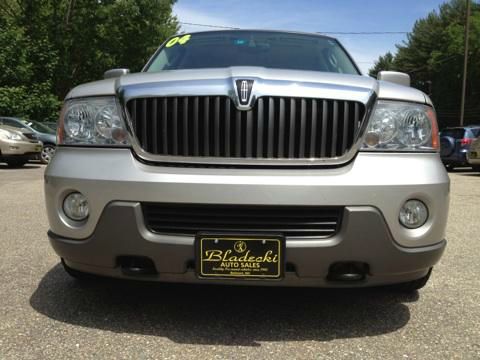 Lincoln Navigator 2004 photo 4