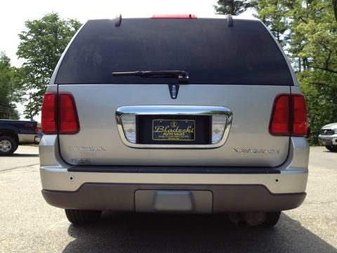 Lincoln Navigator 2004 photo 6