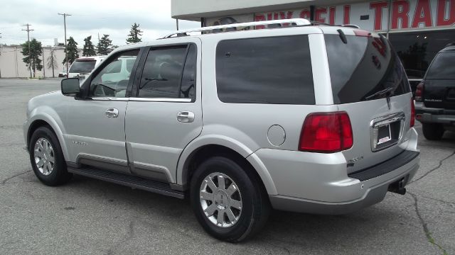 Lincoln Navigator 2004 photo 6