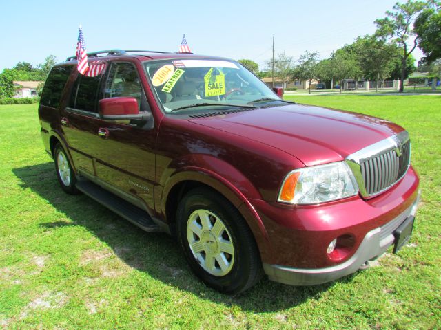 Lincoln Navigator 2004 photo 4