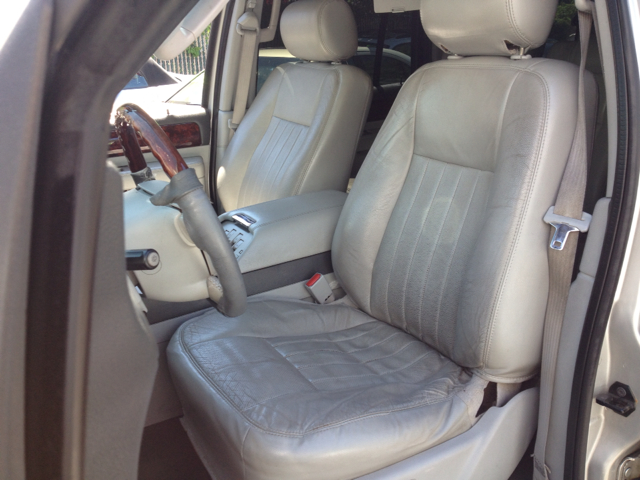 Lincoln Navigator 2004 photo 5