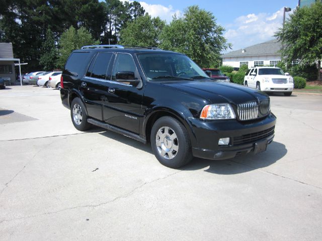 Lincoln Navigator 2005 photo 4