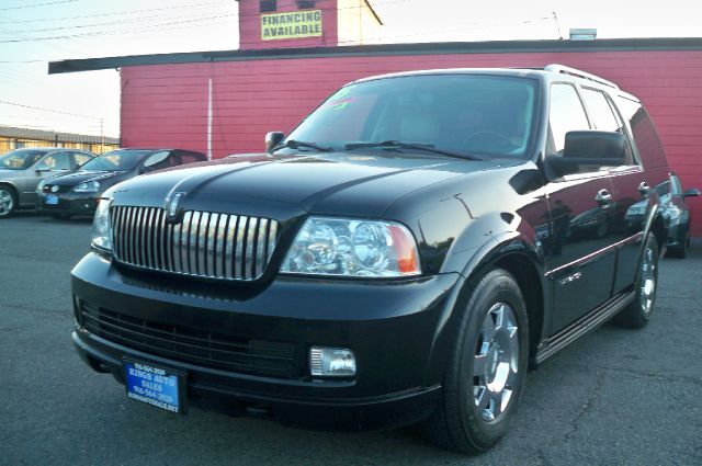 Lincoln Navigator 2005 photo 3