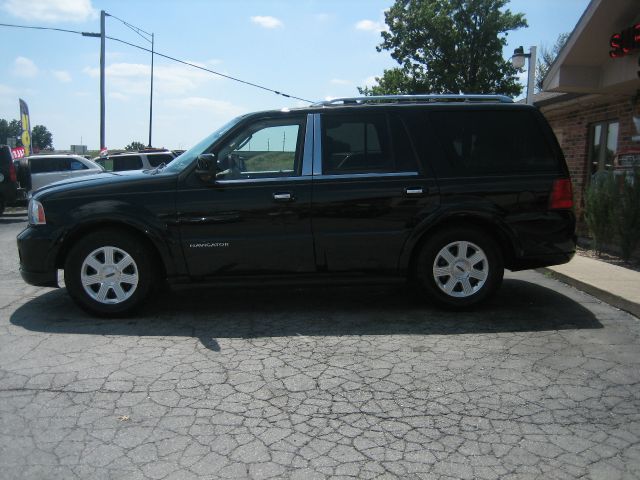 Lincoln Navigator 2005 photo 1