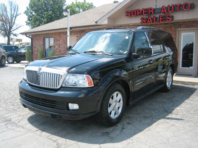 Lincoln Navigator 2005 photo 4