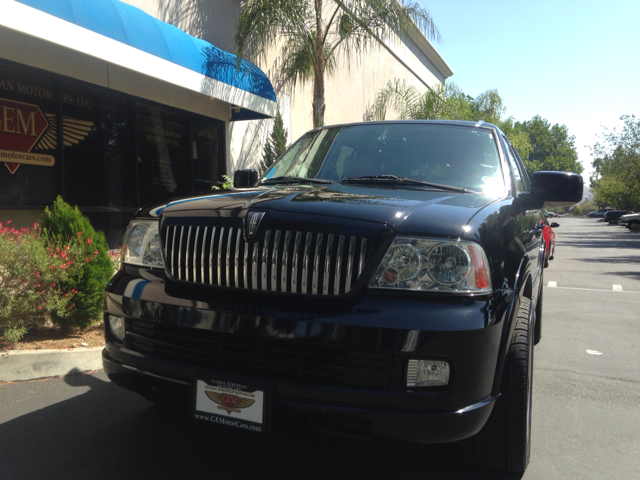 Lincoln Navigator 2005 photo 4