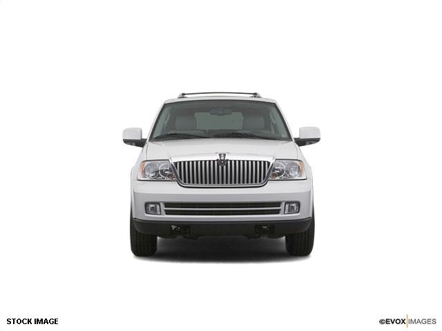 Lincoln Navigator 2005 photo 3