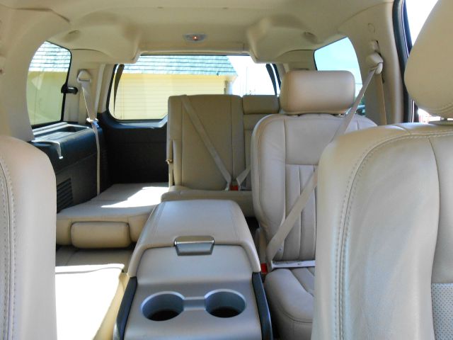 Lincoln Navigator 2005 photo 4