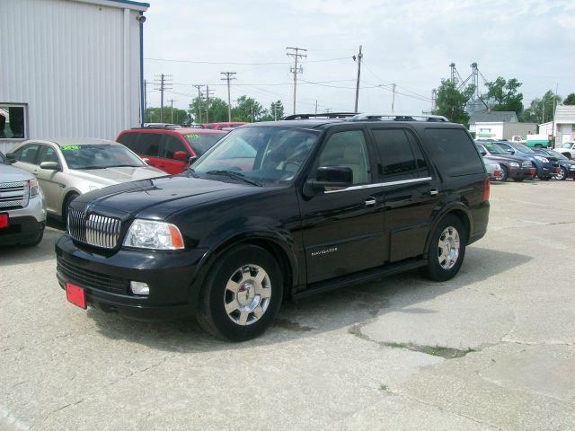 Lincoln Navigator 2005 photo 24