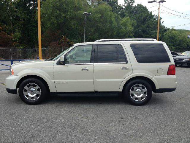 Lincoln Navigator 2005 photo 4