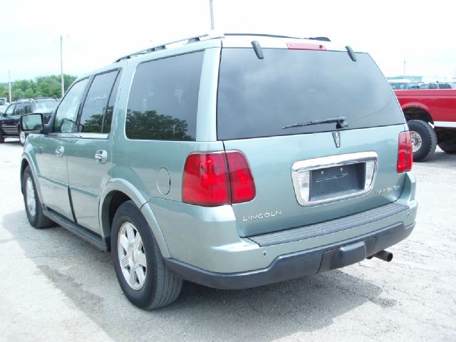 Lincoln Navigator 2005 photo 25