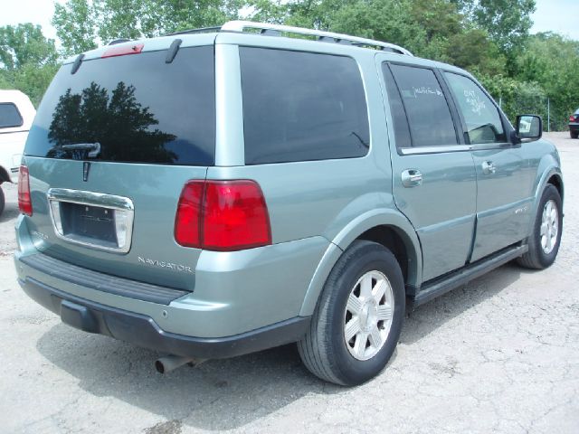 Lincoln Navigator 2005 photo 28