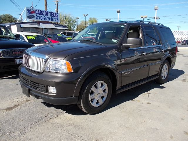 Lincoln Navigator 2005 photo 3