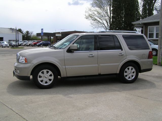 Lincoln Navigator 2005 photo 10