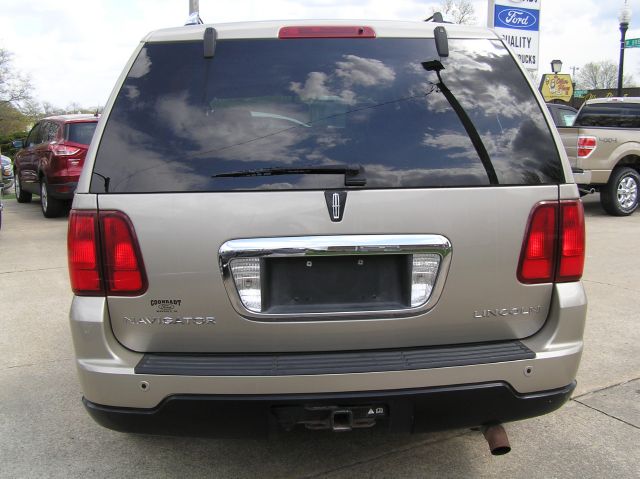 Lincoln Navigator 2005 photo 15