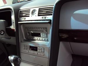 Lincoln Navigator 2005 photo 1