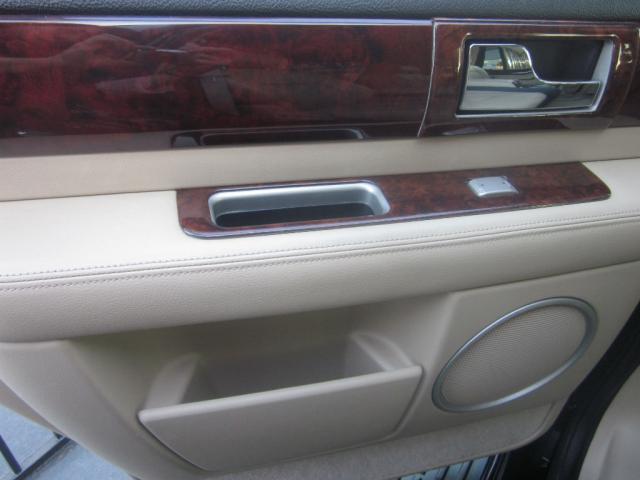 Lincoln Navigator 2005 photo 2