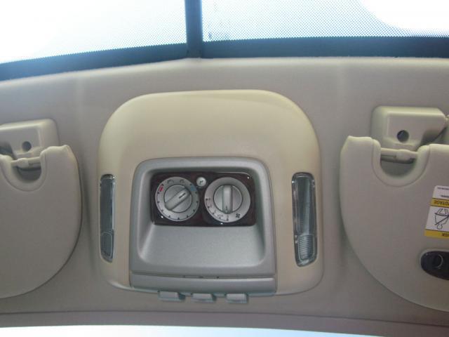 Lincoln Navigator 2005 photo 25