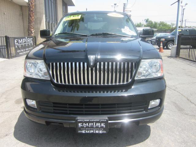 Lincoln Navigator 2005 photo 4