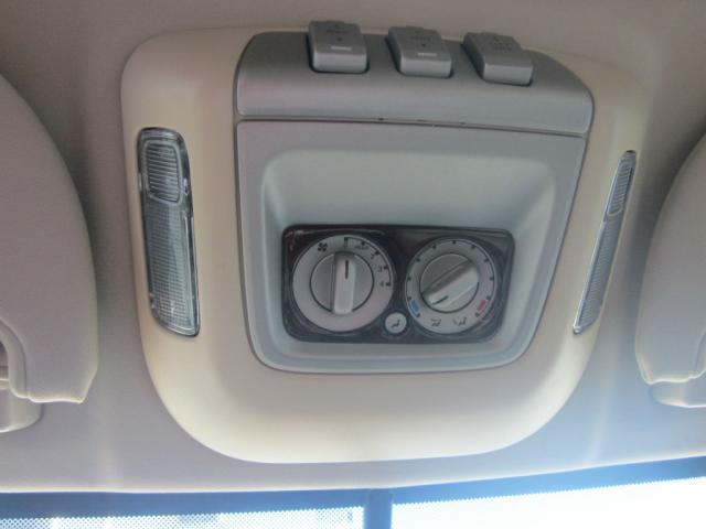 Lincoln Navigator 2005 photo 8