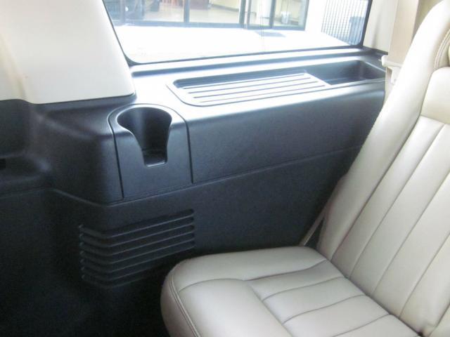 Lincoln Navigator 2005 photo 9