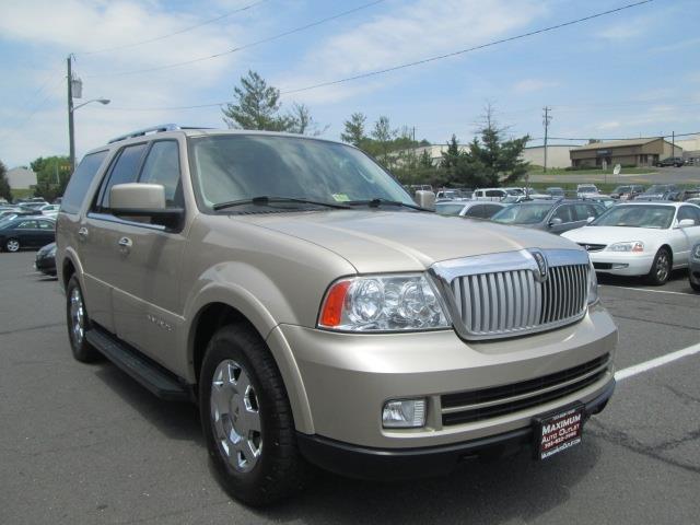 Lincoln Navigator 2005 photo 17