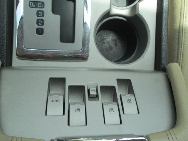 Lincoln Navigator 2005 photo 26