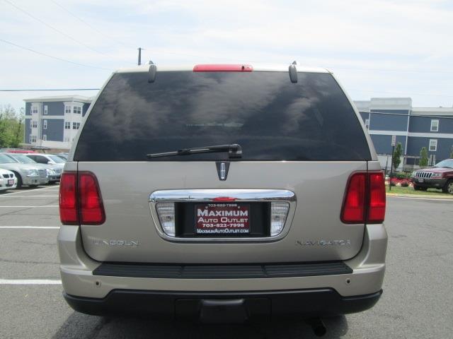 Lincoln Navigator 2005 photo 5