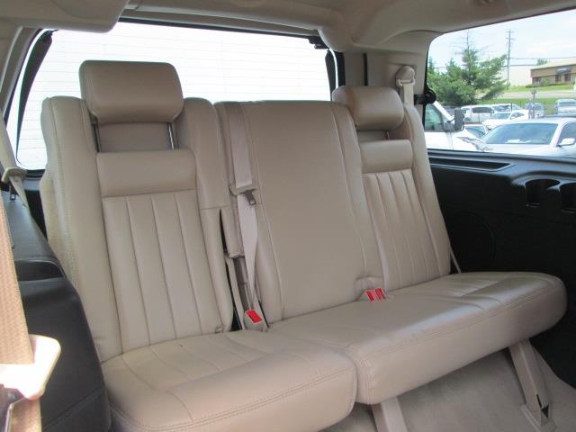 Lincoln Navigator 2005 photo 6