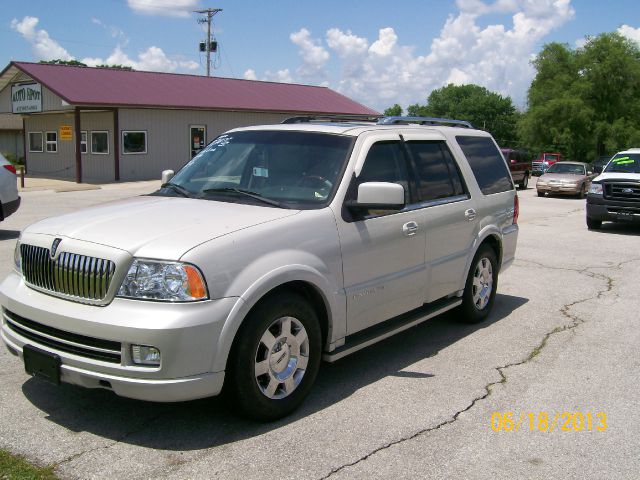 Lincoln Navigator 2005 photo 4