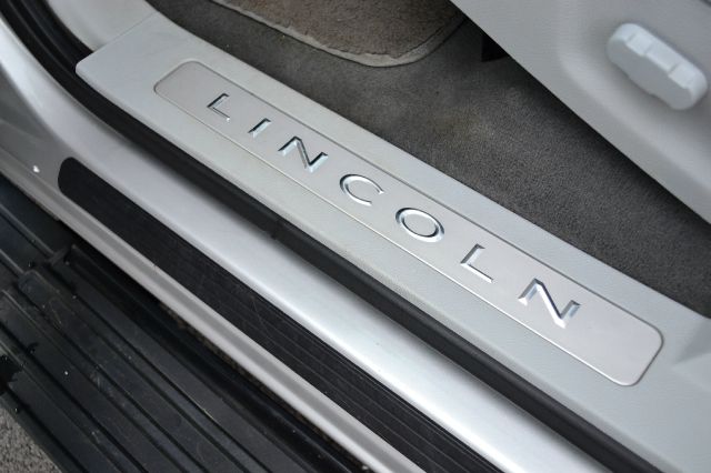 Lincoln Navigator 2006 photo 6