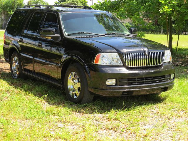 Lincoln Navigator 2006 photo 2