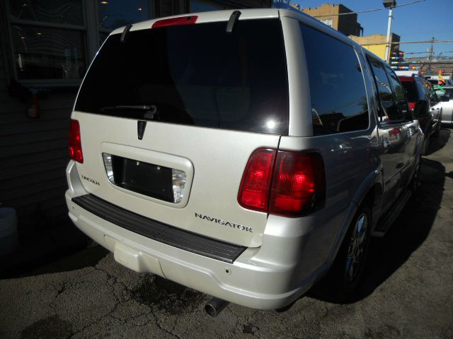 Lincoln Navigator 2006 photo 9